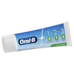 Oral B 12x Oral-B Tandpasta 1-2-3 Frisse Mint -Garnier Winkel 1051011 3