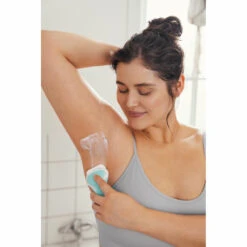 Wilkinson Woman Scheermes Voordeelverpakking Intuition Sensitive Care -Garnier Winkel 990191 5